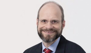 Ingenieure für Industrie 4.0 in sehr gut ausgestatteten Forschungs-Laboren